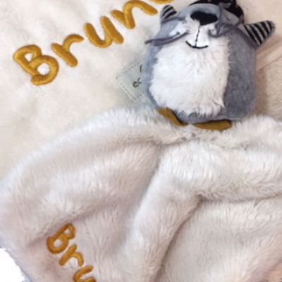 Regalos bordados para bebés