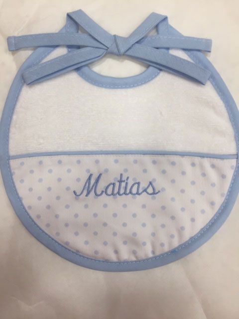 Regalos bordados para bebés