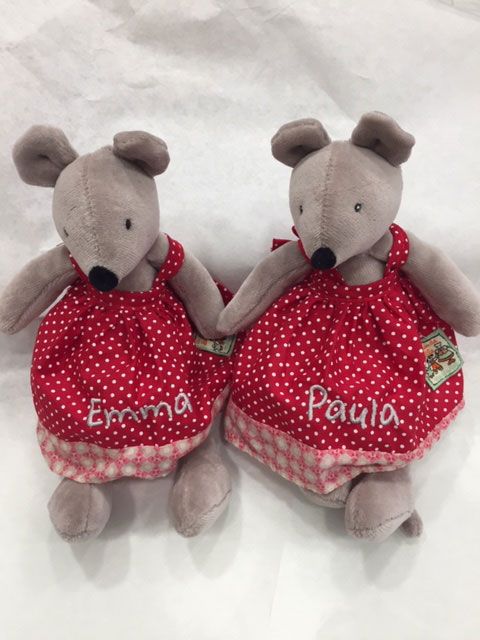 Regalos bordados para bebés