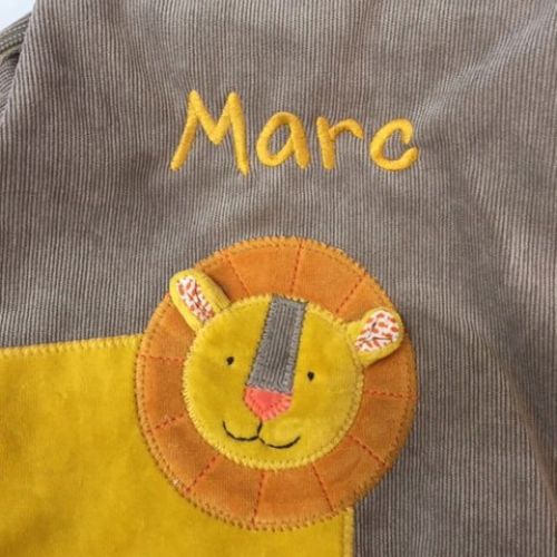 Mochila león