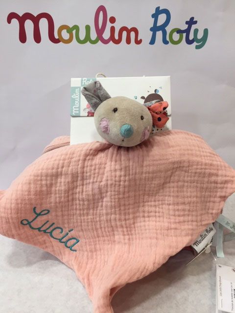 Regalos bordados para bebés